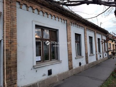 Eladó családi ház Tata