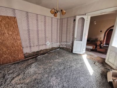 Eladó családi ház Bonyhád