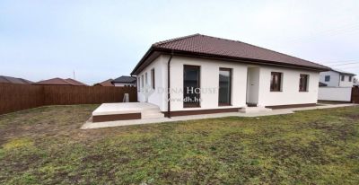 Eladó családi ház Békéscsaba