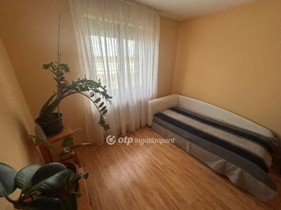 Eladó családi ház Nyíregyháza