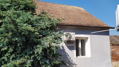 Eladó családi ház Villány
