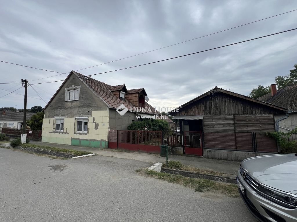 Eladó családi ház Sámod