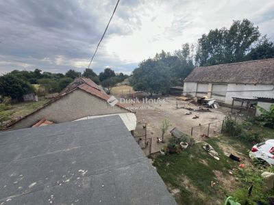 Eladó családi ház Sámod