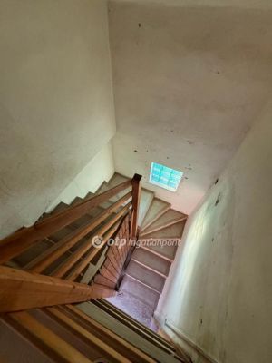 Eladó családi ház Poroszló
