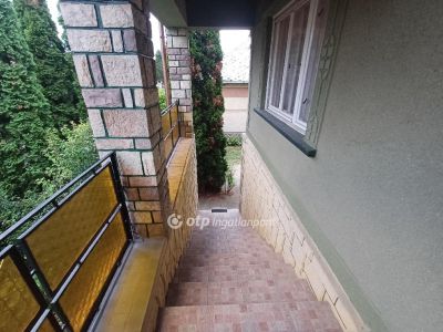 Eladó családi ház Szajla