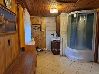 Eladó lakóövezeti telek Mogyoród