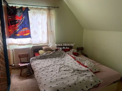 Eladó családi ház Tatabánya