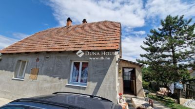 Eladó családi ház Domony