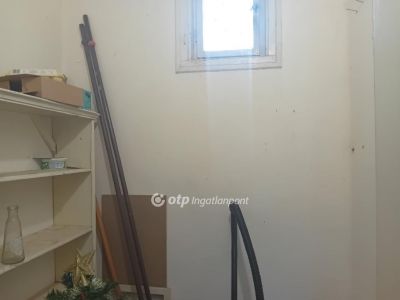 Eladó családi ház Komádi