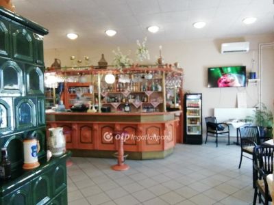 Eladó étterem, vendéglő Újszász