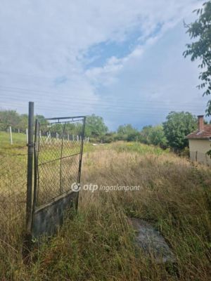 Eladó egyéb telek Budakalász