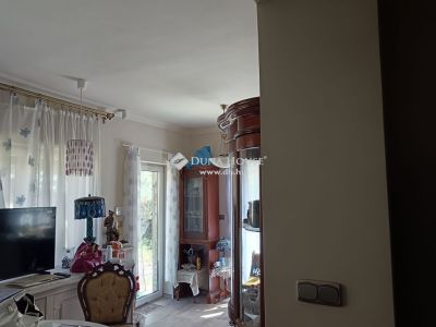Eladó családi ház Cegléd