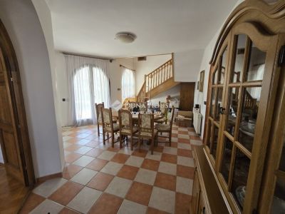 Eladó családi ház Enying