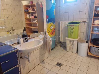 Eladó családi ház Miskolc