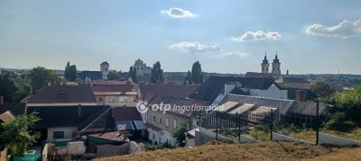 Eladó családi ház Eger