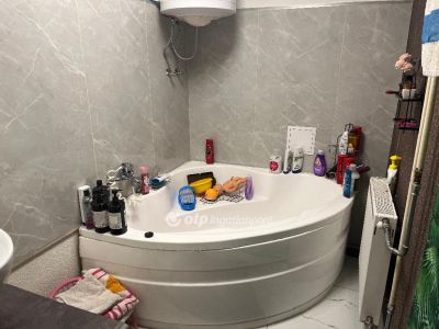 Eladó családi ház Ónod