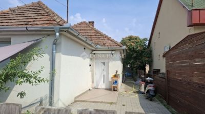 Eladó családi ház Szigethalom