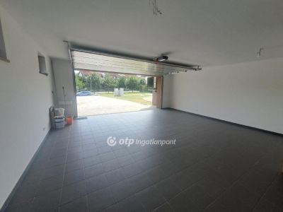 Eladó ikerház Veszprém