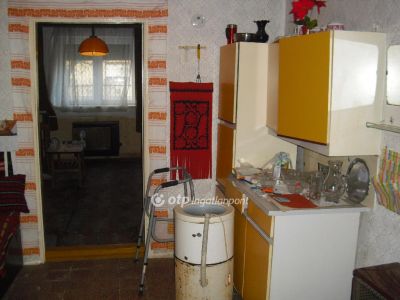 Eladó családi ház Újkígyós