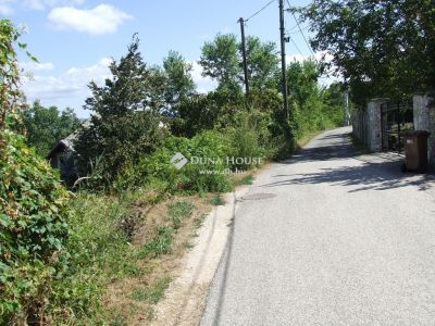 Eladó lakóövezeti telek Esztergom