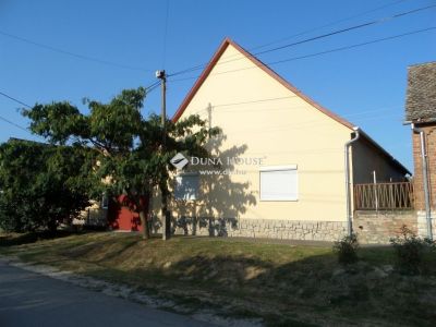 Eladó családi ház Egerág