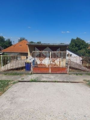 Eladó családi ház Pécel