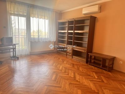 Eladó lakás Zalaegerszeg