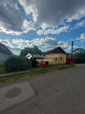 Eladó családi ház Szolnok