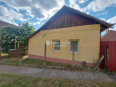 Eladó családi ház Szolnok