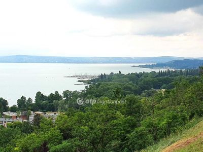 Eladó családi ház Balatonkenese Balatonakarattya