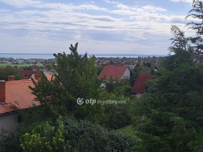 Eladó családi ház Balatonalmádi