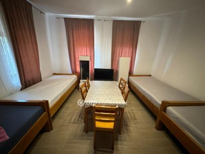 Eladó családi ház Poroszló