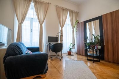 Eladó lakás Budapest