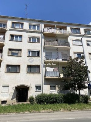 Eladó lakás Pécs