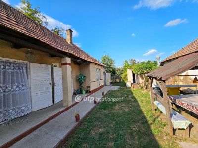 Eladó családi ház Encs