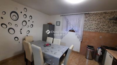 Eladó családi ház Zagyvarékas