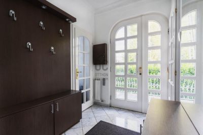 Eladó családi ház Budapest
