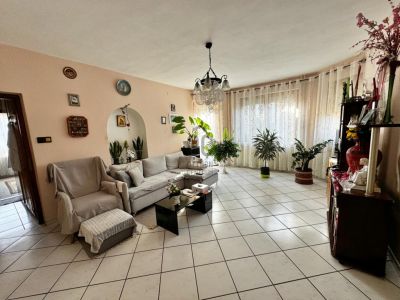 Eladó családi ház Budapest