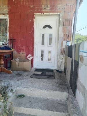 Eladó családi ház Mogyoród