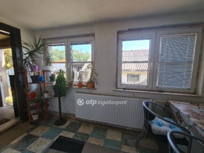 Eladó egyéb ipari ingatlan Szigethalom