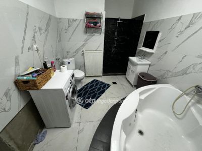 Eladó családi ház Budapest