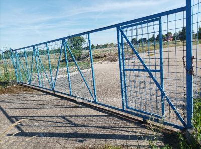 Eladó lakóövezeti telek Polgár