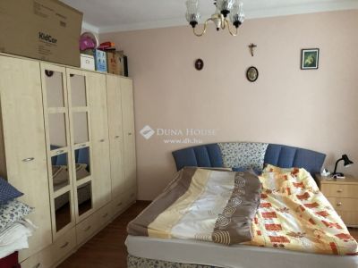 Eladó családi ház Pécs