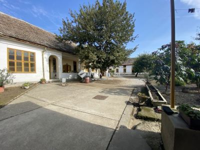 Eladó családi ház Bóly