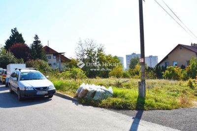 Eladó lakóövezeti telek Budapest