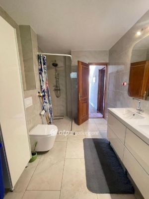 Kiadó sorház Budapest