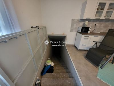Eladó családi ház Enying
