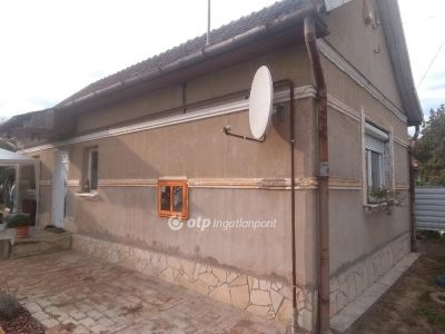 Eladó családi ház Hajdúbagos