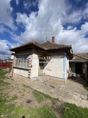 Eladó családi ház Perkáta