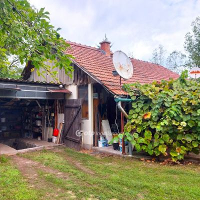 Eladó családi ház Farmos